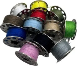 3BMT Naaimachine 12 Spoeltjes - Met Garen - Diverse Kleuren - Universeel 15 3BMT Naaimachine 12 Spoeltjes - Met Garen - Diverse Kleuren - Universeel -Huishoud Verkoop 1200x1035 2