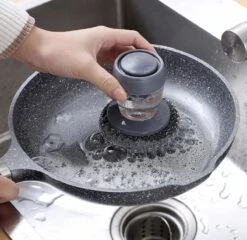 Afwasborstel Met Zeepdispenser – Met 3 Verschillende Opzet Stukken – Inclusief Houder – Grijs – Afwas Borstel Zeepreservoir – Zeep Handborstel – Doseerpomp – Afwasmiddel Dispenser – Navulbaar 12 Afwasborstel Met Zeepdispenser – Met 3 Verschillende Opzet Stukken – Inclusief Houder – Grijs – Afwas Borstel Zeepreservoir – Zeep Handborstel – Doseerpomp – Afwasmiddel Dispenser – Navulbaar -Huishoud Verkoop 1200x1168 1