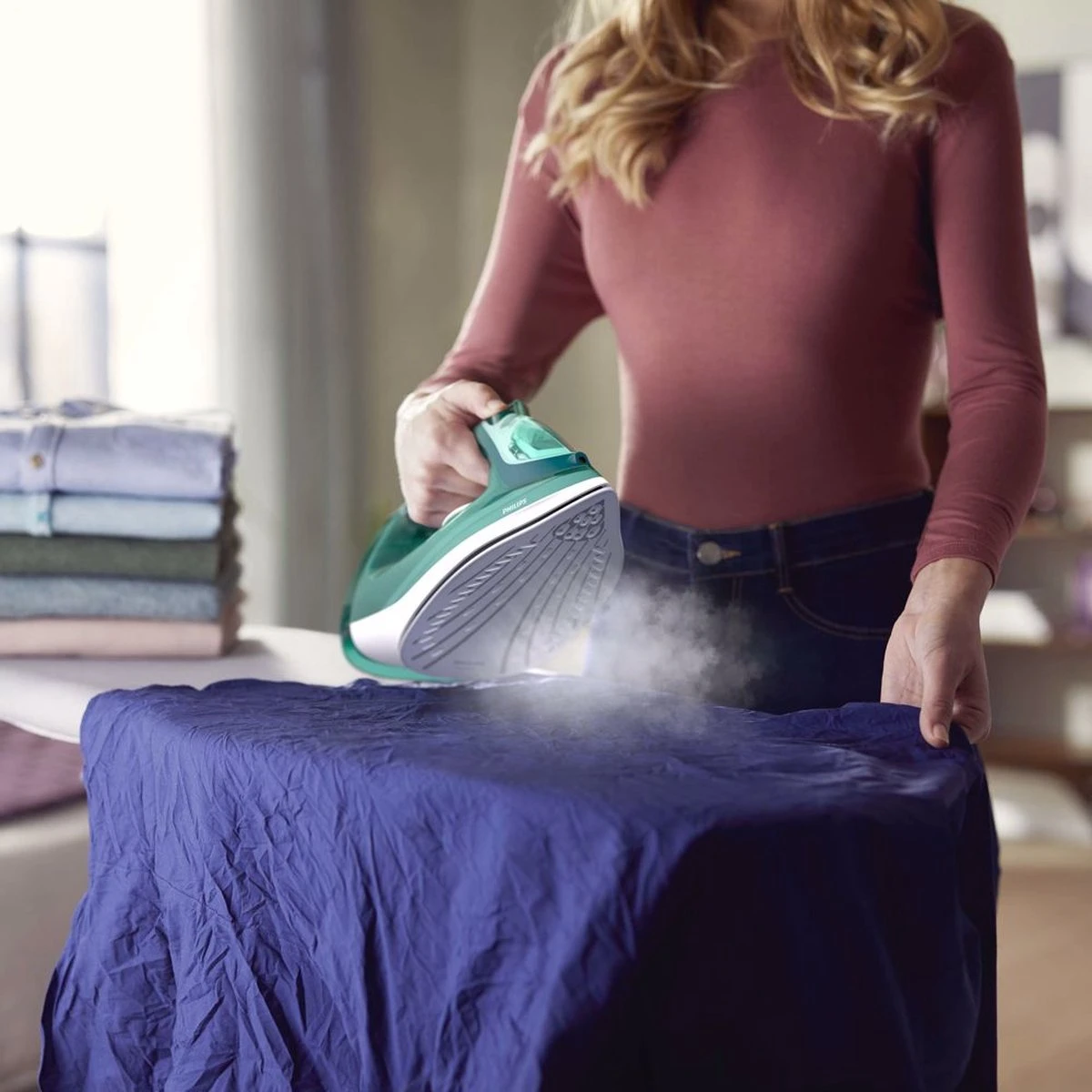 Philips Stoomstrijkijzer DST 3030/70 8 Philips Stoomstrijkijzer DST 3030/70 - Afbeelding 6