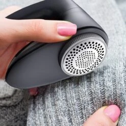 Auronic Elektrische Pluizenverwijderaar - Draadloos - 2 Extra Opzetstukken - Zwart -Huishoud Verkoop 1200x1200 1121