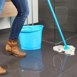 Secucare Anti Slip Spray 100ml - Antislip Voor Tegelvloeren -Huishoud Verkoop 1200x1200 1443