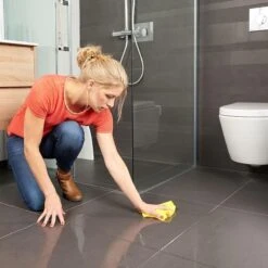 Secucare Anti Slip Spray 100ml - Antislip Voor Tegelvloeren -Huishoud Verkoop 1200x1200 1445