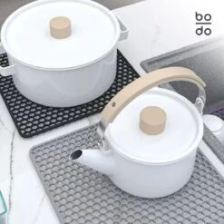 BODO Gootsteenmat Siliconen Donker Grijs - 30.5 X 30.5 Cm - Keuken Accessoires - Gootsteen Beschermer - Onderzetters Siliconen - Anti Kras - Gootsteen Accessoires -Huishoud Verkoop 1200x1200 607