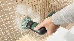 Bosch Universal Brush - Snoerloze Reiningsborstel -Huishoud Verkoop 1200x675 3
