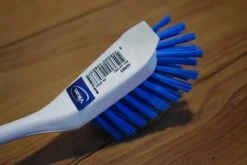 Vikan Design Afwasborstel 42893 Met Schraprand - 28 Cm - Wit Blauw - Geschikt Voor De Kleine Vaat - Onverslijtbaar - Bestand Tegen Kokend Heet Water 7 Vikan Design Afwasborstel 42893 Met Schraprand - 28 Cm - Wit Blauw - Geschikt Voor De Kleine Vaat - Onverslijtbaar - Bestand Tegen Kokend Heet Water -Huishoud Verkoop 1200x800 21