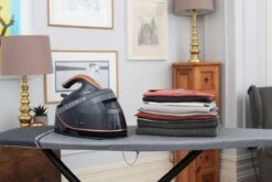 Breville Stoomstrijkijzer Met Stoomgenerator - Iron - Keramische Zoolplaat - Uitneembaar Waterreservoir -Huishoud Verkoop 1200x800 44