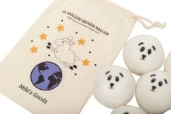 Miki's Goods® XL Wollen Drogerballen 6 Stuks - Panda Wasballen - Duurzaam - Wasbol - 100% Nieuw-Zeelandse Schapenwol - Wasbollen - Herbruikbaar- Droogballen - Snellere Droogtijd - Zuigt Dierenharen Op -Huishoud Verkoop 1200x800 9