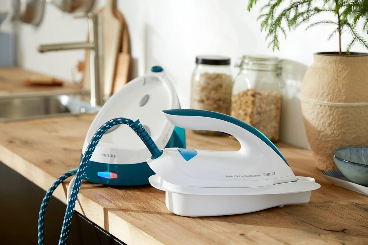 Philips PerfectCare Compact Essential GC6840/20 - Stoomgenerator 11 Philips PerfectCare Compact Essential GC6840/20 - Stoomgenerator - Afbeelding 9