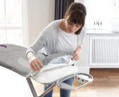 Vileda Total Reflect Strikplankovertrek - Universeel - Met Aluminium Bekleding -Huishoud Verkoop 1200x973 2