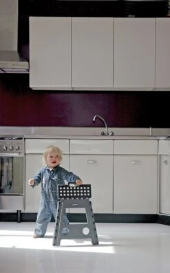 PUHLMANN - Inklapbare Kruk, JAMES, Plastic, Grijs, 40 Cm Hoog, Max 90 Kilo -Huishoud Verkoop 746x1200 1